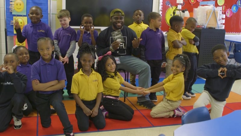 Mid-South Heroes: First grade teacher puts his students first 24/7