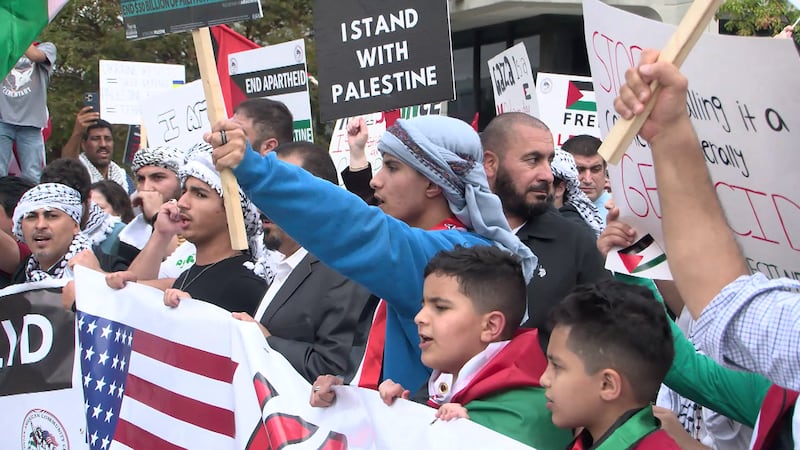 Hundreds gather for pro-Palestinian protest, prayer in Downtown Memphis