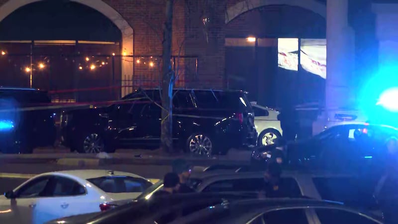 1 dead, another injured at shooting at Perignons Restaurant, MPD says